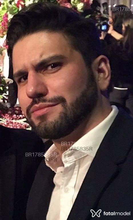 Acompanhante homem com cabelo castanho de olhos castanhos em São Paulo - Renato maridão