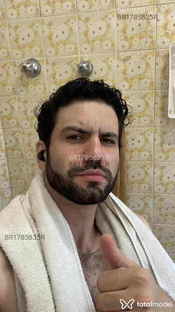 Acompanhante homem com cabelo castanho de olhos castanhos em São Paulo - Renato maridão