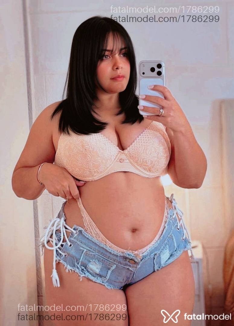 Acompanhante mulher morena (o) de olhos verdes - Melissa Mel