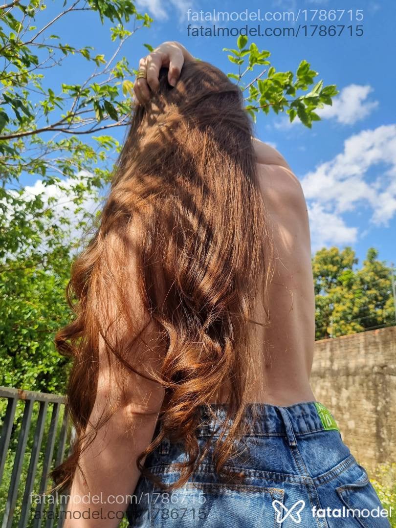 Acompanhante mulher ruiva (o) de olhos verdes em Lages - Ana Carlotto