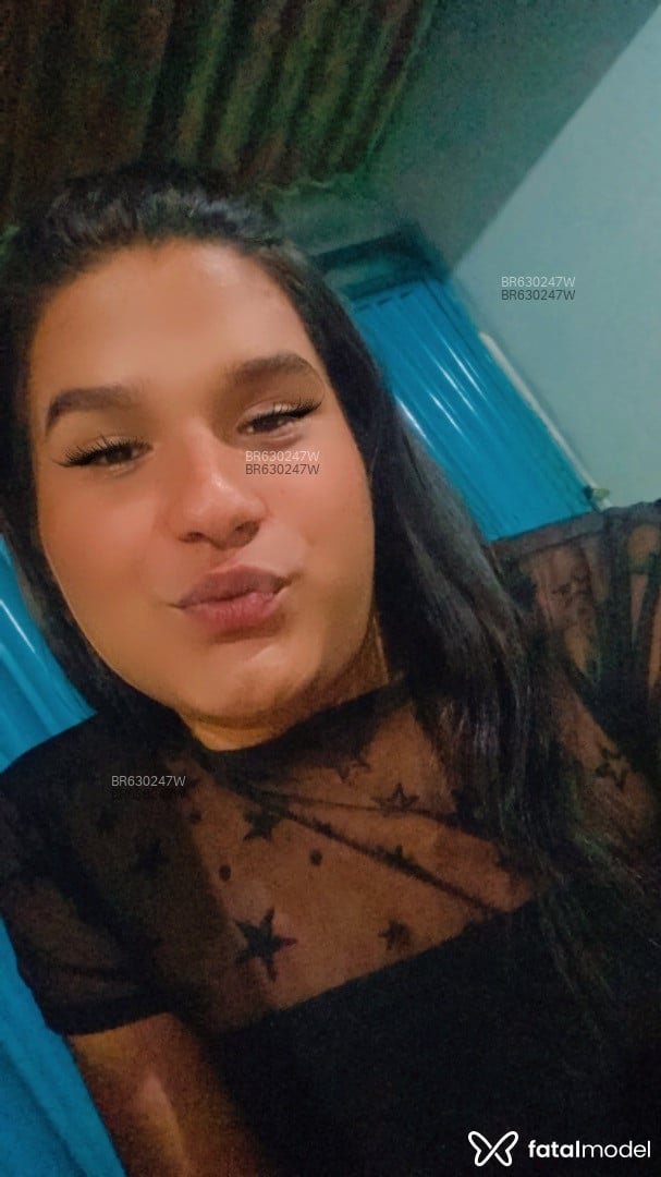 Acompanhante mulher trans morena (o) de olhos castanhos em Anápolis - Morena