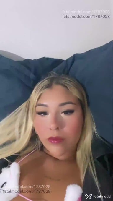 Acompanhante mulher loira (o) de olhos pretos em Ipatinga - Fernanda Vilhena