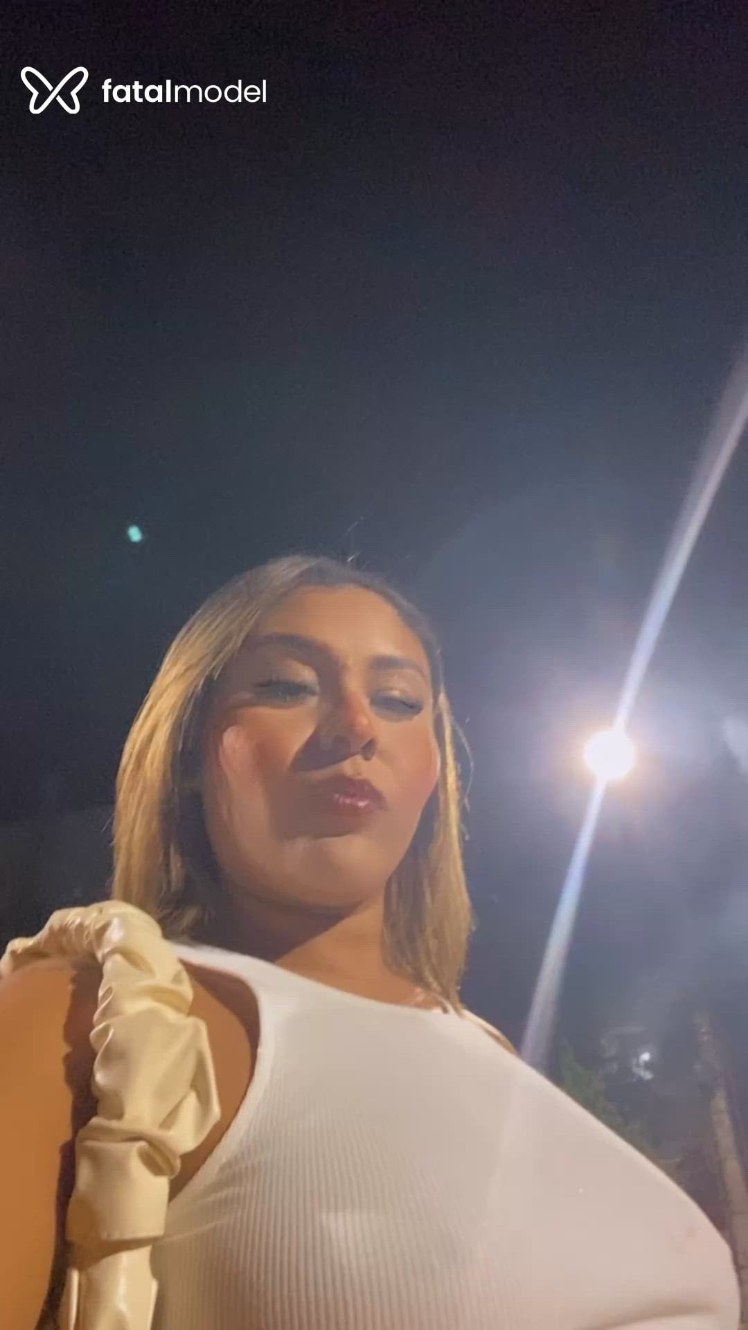 Acompanhante mulher loira (o) de olhos pretos em Ipatinga Acompanhante mulher loira (o) de olhos pretos em Ipatinga - Fernanda Vilhena
