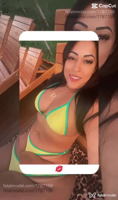 Acompanhante mulher morena (o) de olhos pretos em Arcos - Sabrína Salles