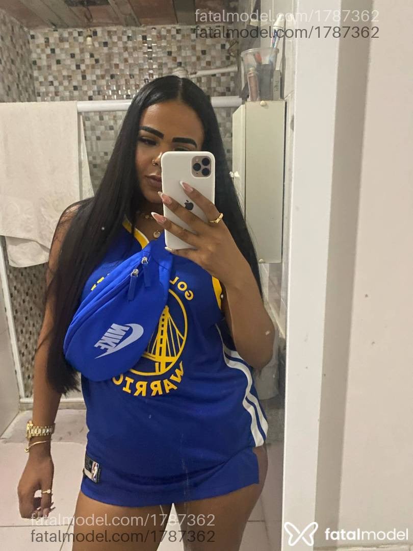 Acompanhante mulher morena (o) de olhos pretos em Nova Venécia - Karoline matelly