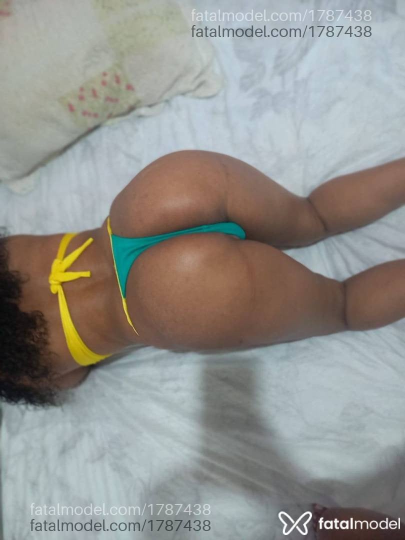 Acompanhante mulher morena (o) de olhos pretos em Vitória - Bella Lamberti