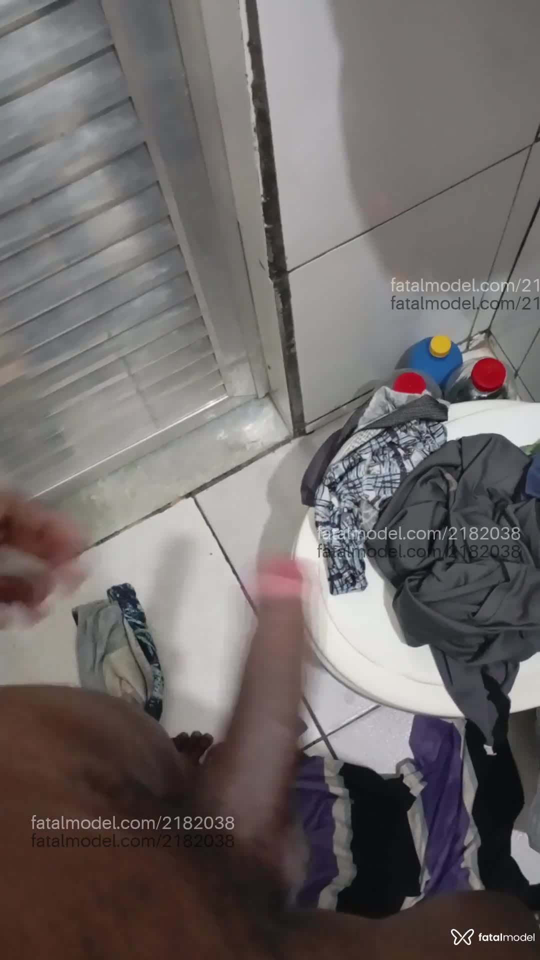Acompanhante homem morena (o) de olhos pretos em Rio de Janeiro Acompanhante homem morena (o) de olhos pretos em Rio de Janeiro - Tyler