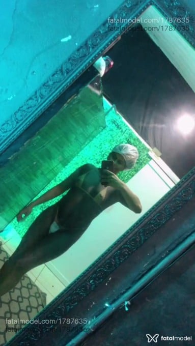 Acompanhante mulher trans com cabelo castanho de olhos castanhos em Angra dos Reis - Luna ysmery