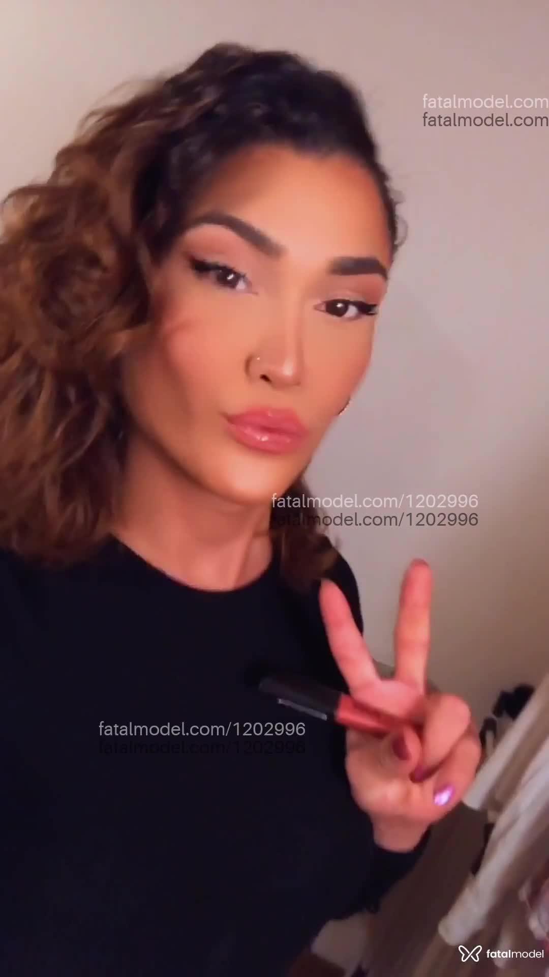 Acompanhante mulher trans com cabelo castanho de olhos castanhos em Rio de Janeiro - Vallentina