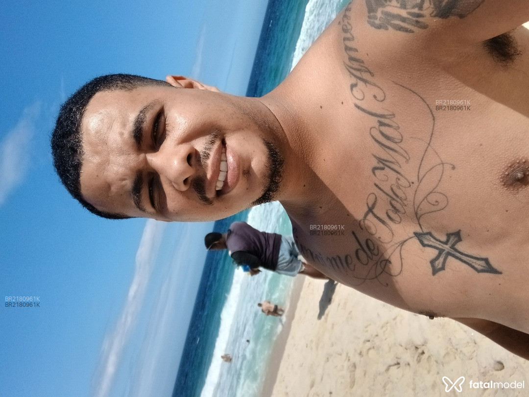 Acompanhante homem morena (o) de olhos castanhos em Virtual Acompanhante homem morena (o) de olhos castanhos em Virtual - Breno