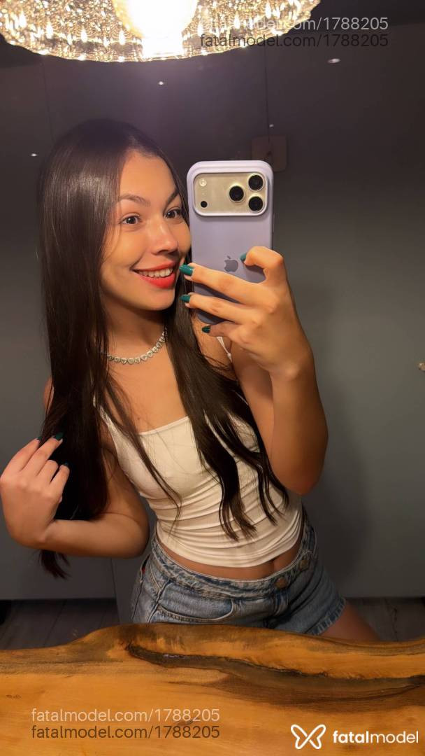 Acompanhante mulher com cabelo castanho de olhos castanhos em Varginha - Fran