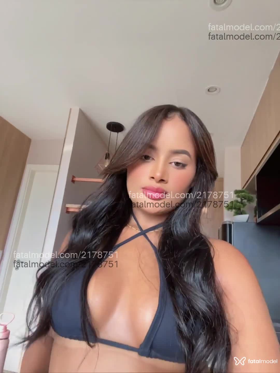 Acompanhante mulher morena (o) de olhos pretos em Rio de Janeiro - Isadora