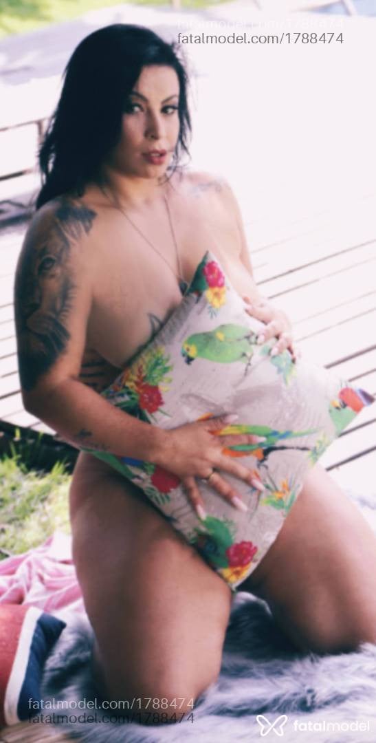 Acompanhante mulher morena (o) de olhos castanhos - Ayla brahin