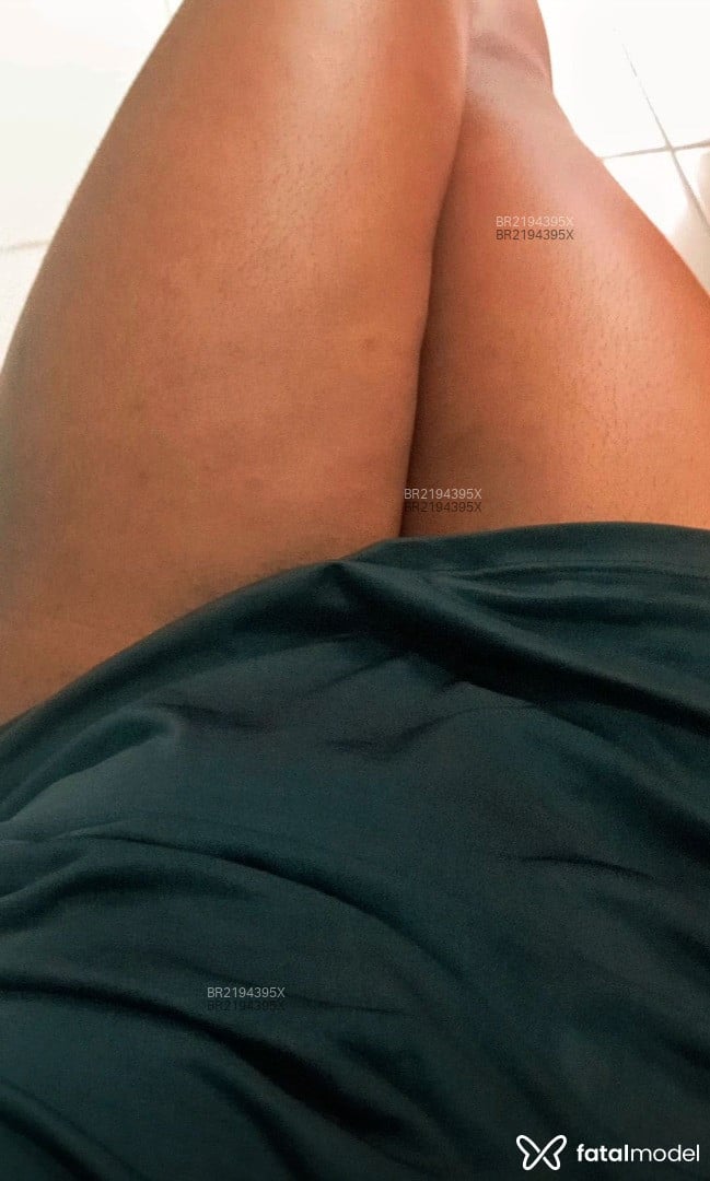 Acompanhante mulher morena (o) de olhos castanhos em Rio de Janeiro - Letícia