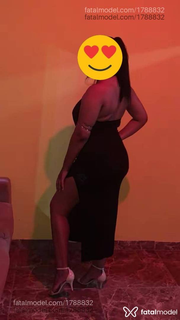 Acompanhante mulher morena (o) de olhos castanhos em Pontes e Lacerda - Sophia