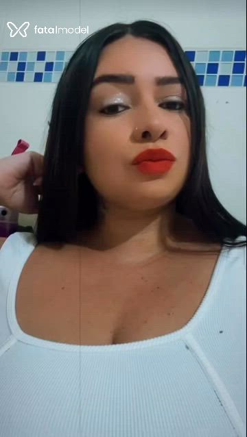 Acompanhante mulher morena (o) de olhos castanhos em Ilha Comprida Acompanhante mulher morena (o) de olhos castanhos em Ilha Comprida - Bruninha