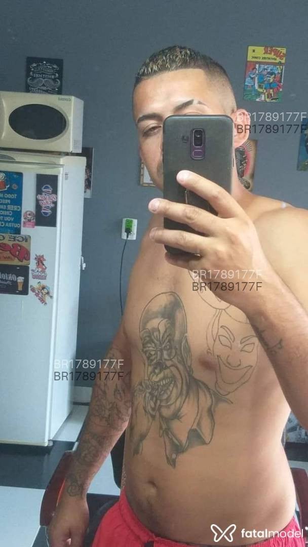 Acompanhante homem sem cabelo de olhos castanhos em São José do Rio Preto - Rafael veiga