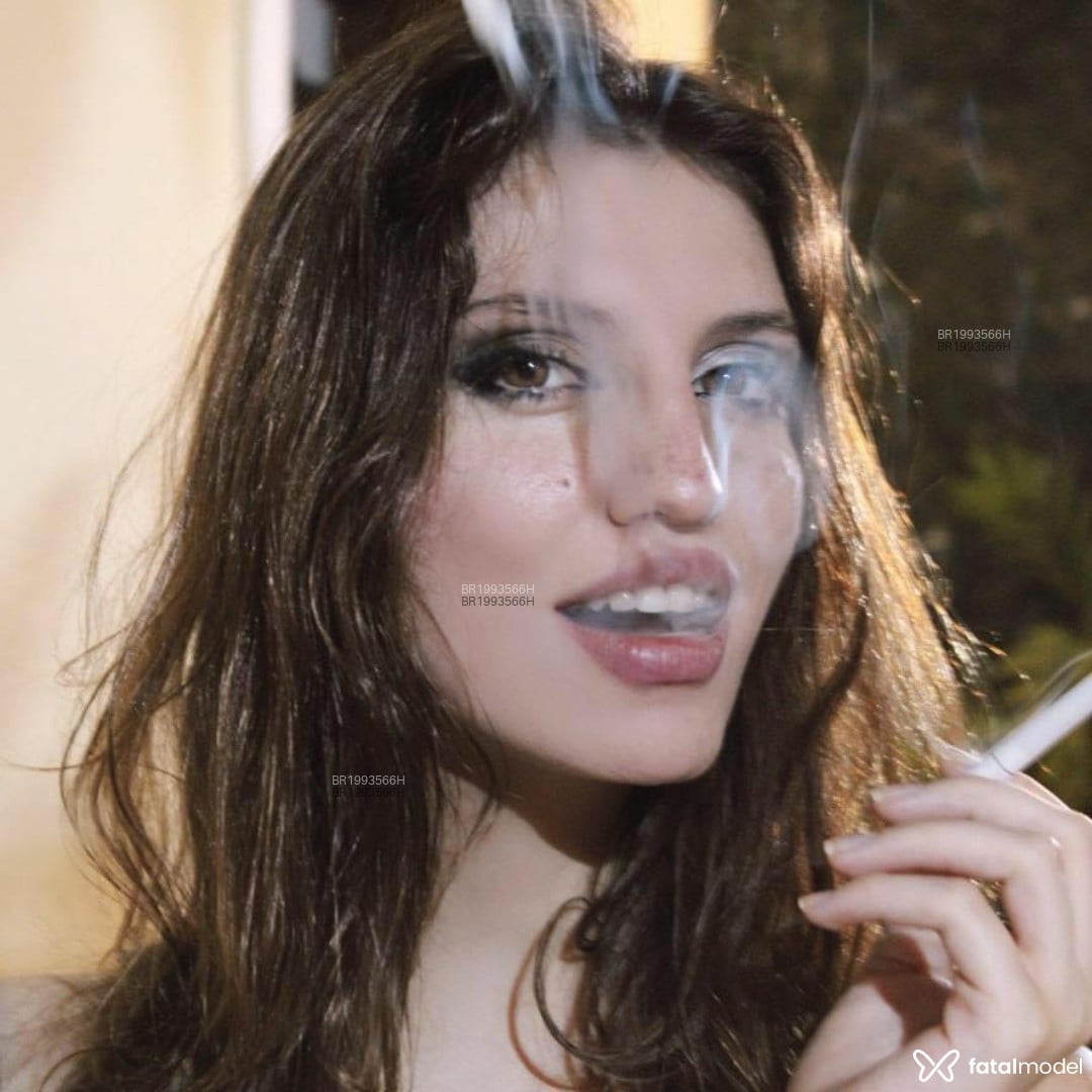 Acompanhante mulher ruiva (o) de olhos mel em Curitiba - Cecília