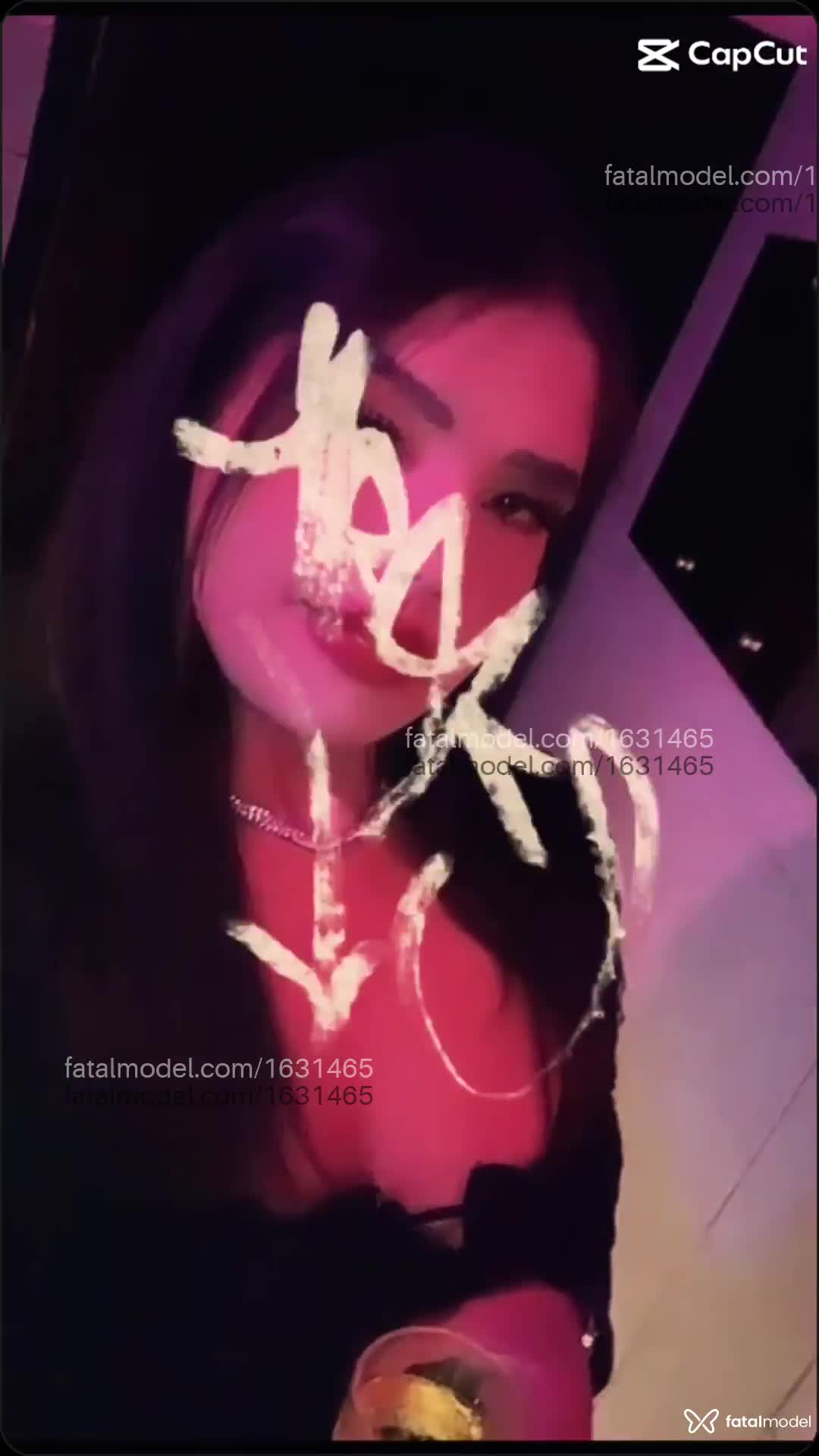 Acompanhante mulher com cabelo castanho de olhos castanhos em Botucatu - Mayara fenix