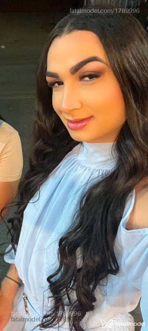 Acompanhante mulher trans morena (o) de olhos castanhos - Ayla Bonequinhaa