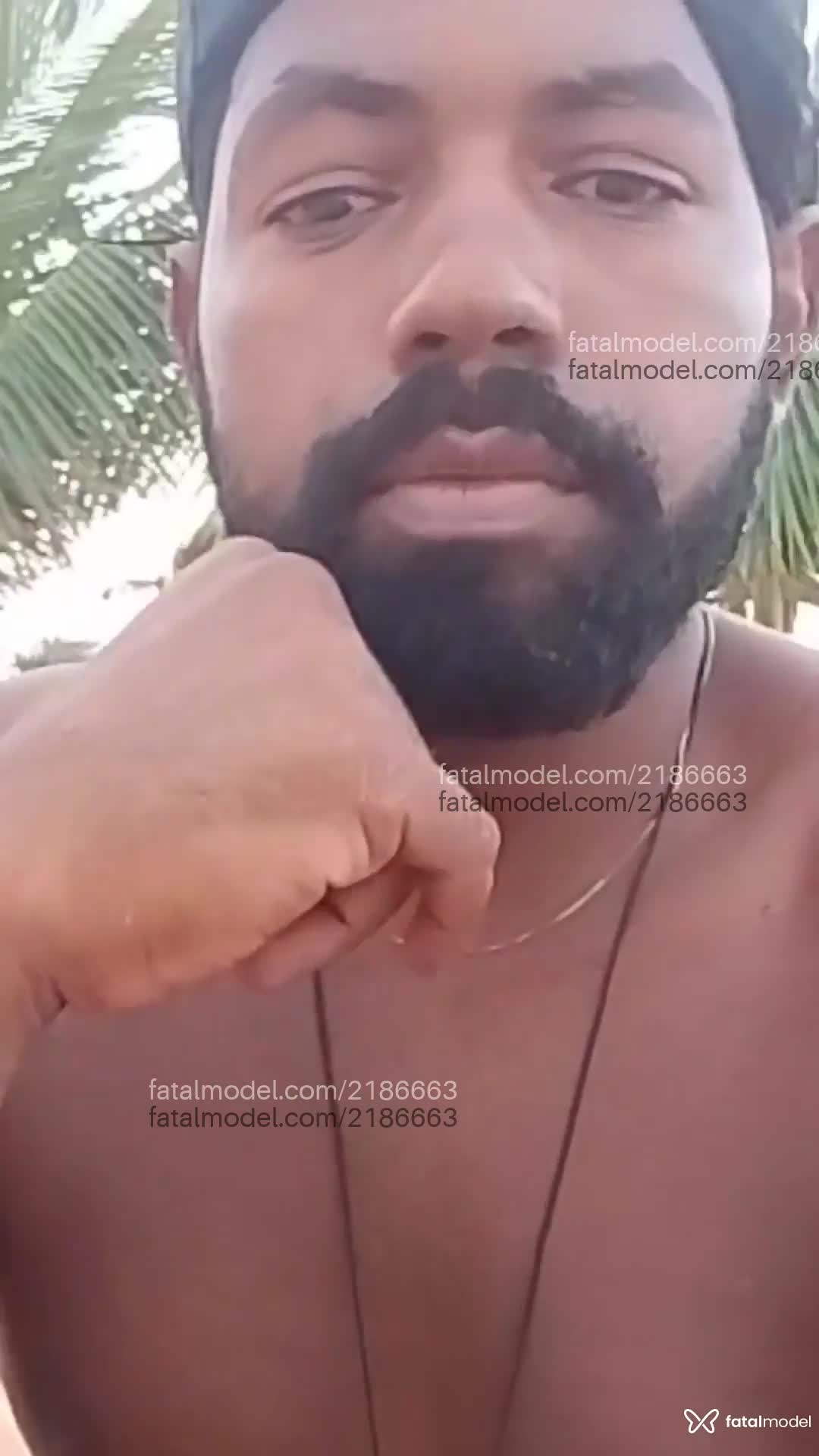 Acompanhante homem morena (o) de olhos castanhos em João Pessoa - Edgyn