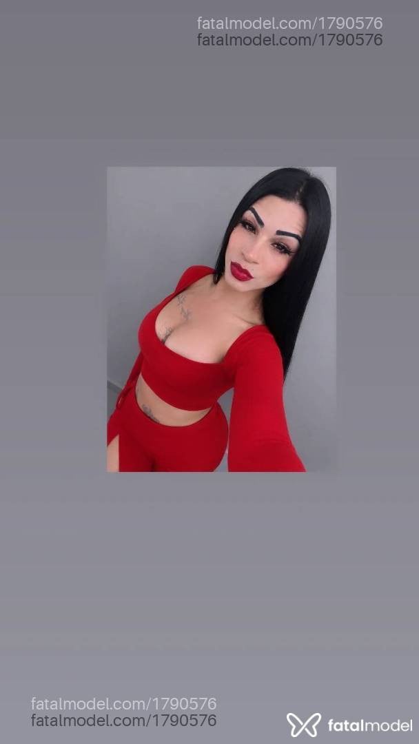 Acompanhante mulher trans morena (o) de olhos castanhos - Gabizinha