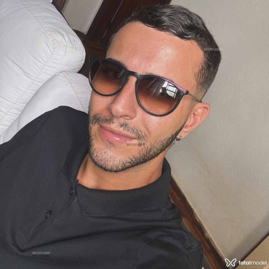 Acompanhante homem com cabelo castanho de olhos castanhos em Ribeirão Preto - Pedro Muniz