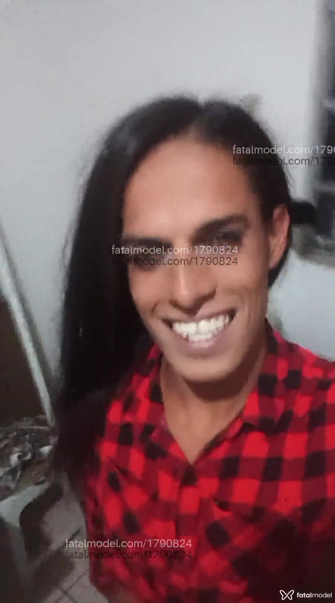 Acompanhante mulher trans com cabelo castanho de olhos castanhos em Belo Horizonte - Gabrielly
