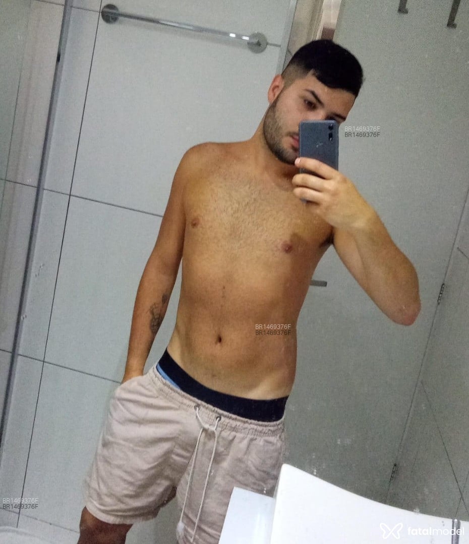 Acompanhante homem morena (o) de olhos castanhos em São Paulo - Gui