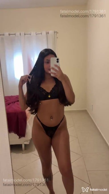 Acompanhante mulher com cabelo castanho de olhos castanhos em Boa Esperança - Laura Martinelli