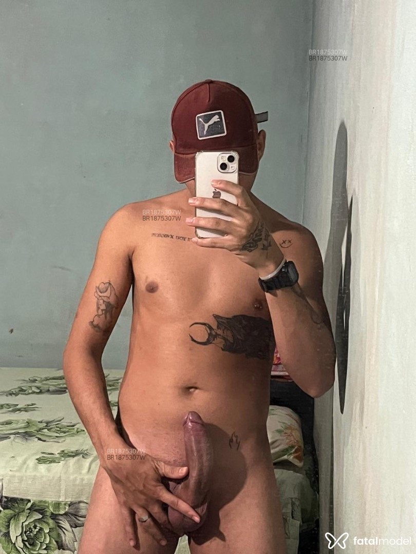 Acompanhante homem morena (o) de olhos castanhos em Vilhena Acompanhante homem morena (o) de olhos castanhos em Vilhena - Tony Dos Santos