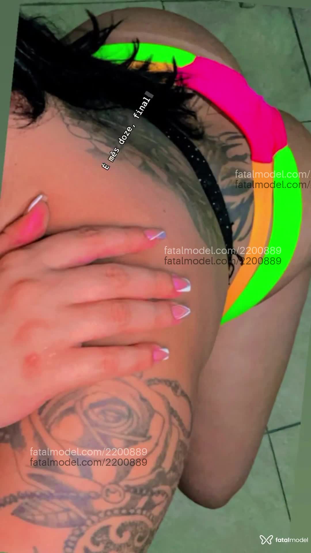Acompanhante mulher com cabelo castanho de olhos mel em Guarujá Acompanhante mulher com cabelo castanho de olhos mel em Guarujá - Ketily Lorrany
