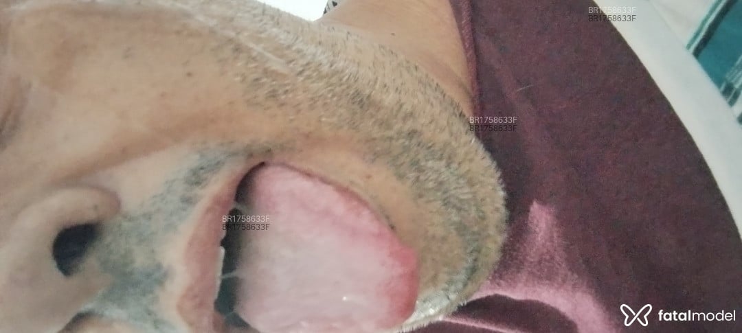 Acompanhante homem com cabelo castanho de olhos castanhos em Diadema - Ellencdzinha