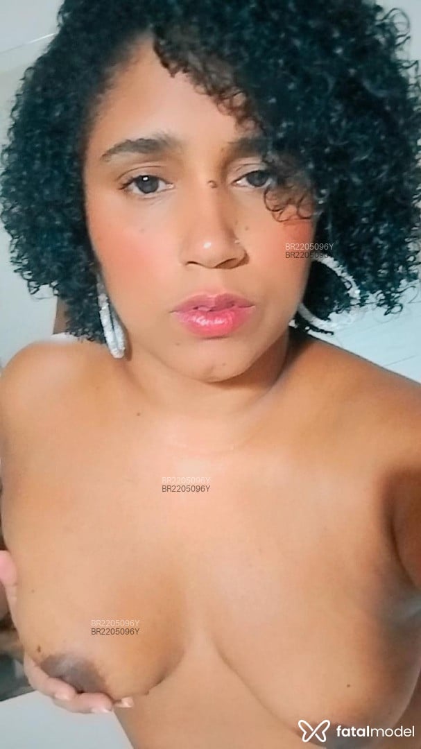Acompanhante mulher morena (o) de olhos pretos - Samara Acompanhante mulher morena (o) de olhos pretos - Samara