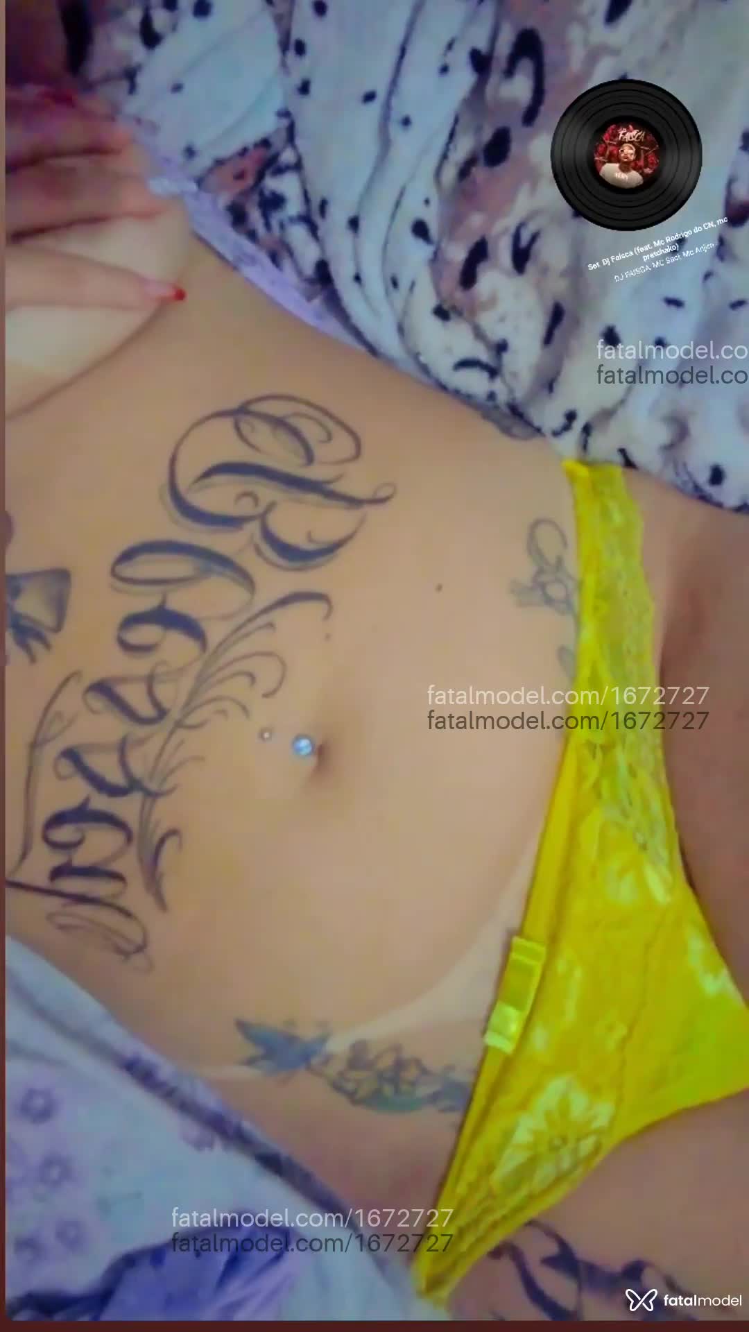 Acompanhante mulher morena (o) de olhos castanhos - Bebel Acompanhante mulher morena (o) de olhos castanhos - Bebel