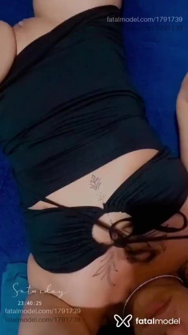 Acompanhante mulher morena (o) de olhos pretos - Larissa Flores