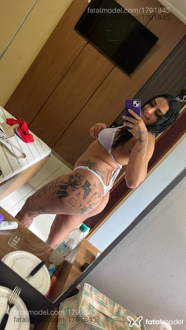 Acompanhante mulher morena (o) de olhos castanhos em São Paulo - Maya
