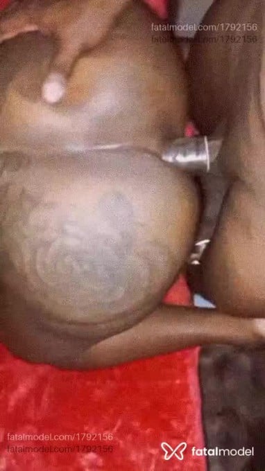 Acompanhante mulher trans com cabelo castanho de olhos castanhos em Juiz de Fora - Jasmine