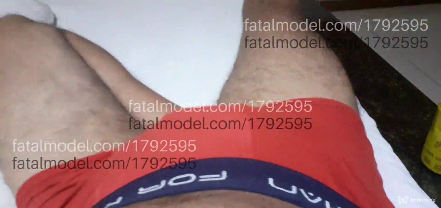 Acompanhante homem morena (o) de olhos castanhos em Poços de Caldas - Morenoalfa