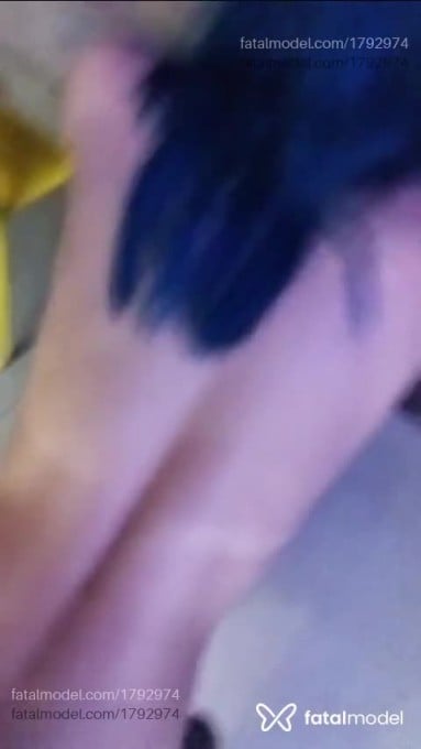 Acompanhante mulher com cabelo colorido de olhos cinza em Vila Velha - Lua Pantera