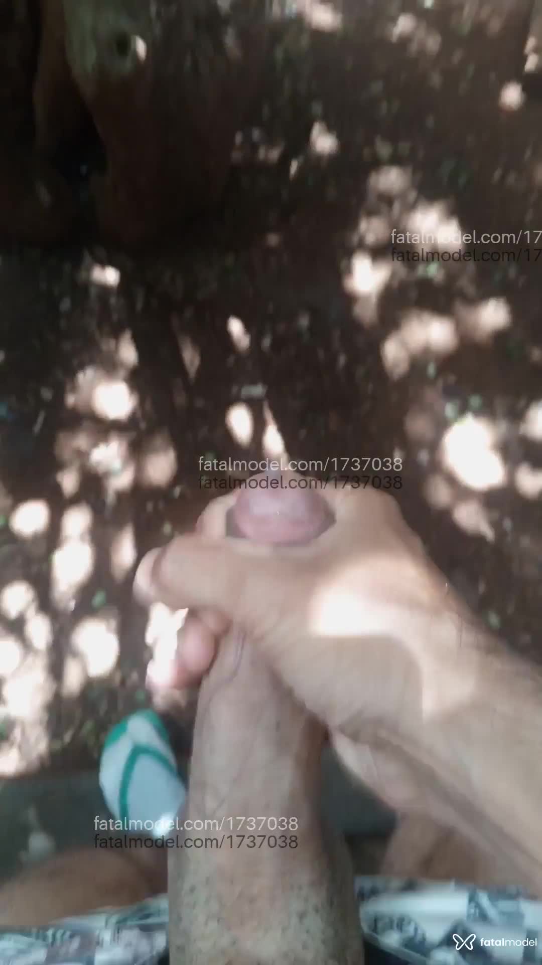 Acompanhante homem com cabelo castanho de olhos castanhos em Uberlândia - Cauã