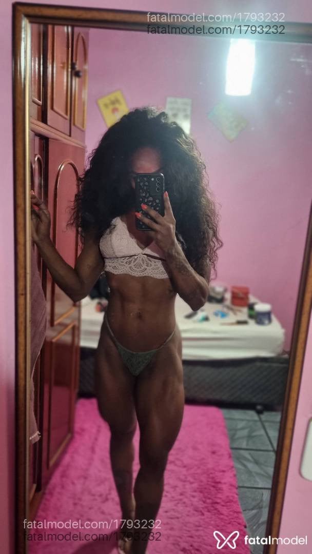 Acompanhante mulher morena (o) de olhos pretos em São Paulo - Tata
