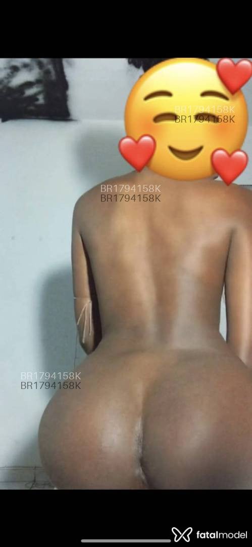 Acompanhante mulher morena (o) de olhos pretos em Serra Acompanhante mulher morena (o) de olhos pretos em Serra - Ysla Mille