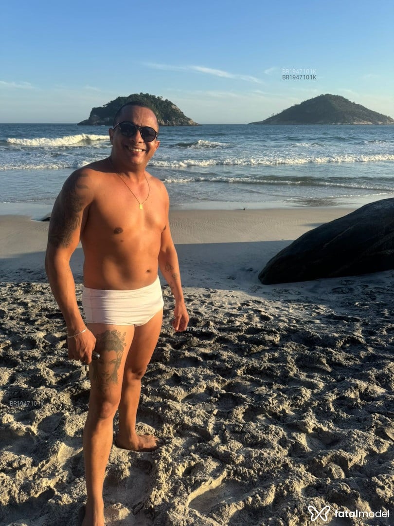 Acompanhante homem morena (o) de olhos castanhos em Rio de Janeiro Acompanhante homem morena (o) de olhos castanhos em Rio de Janeiro - Rocha