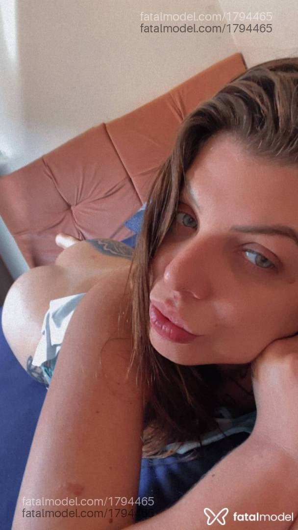 Acompanhante mulher com cabelo castanho de olhos verdes em Bebedouro Acompanhante mulher com cabelo castanho de olhos verdes em Bebedouro - Rebecca Freitas