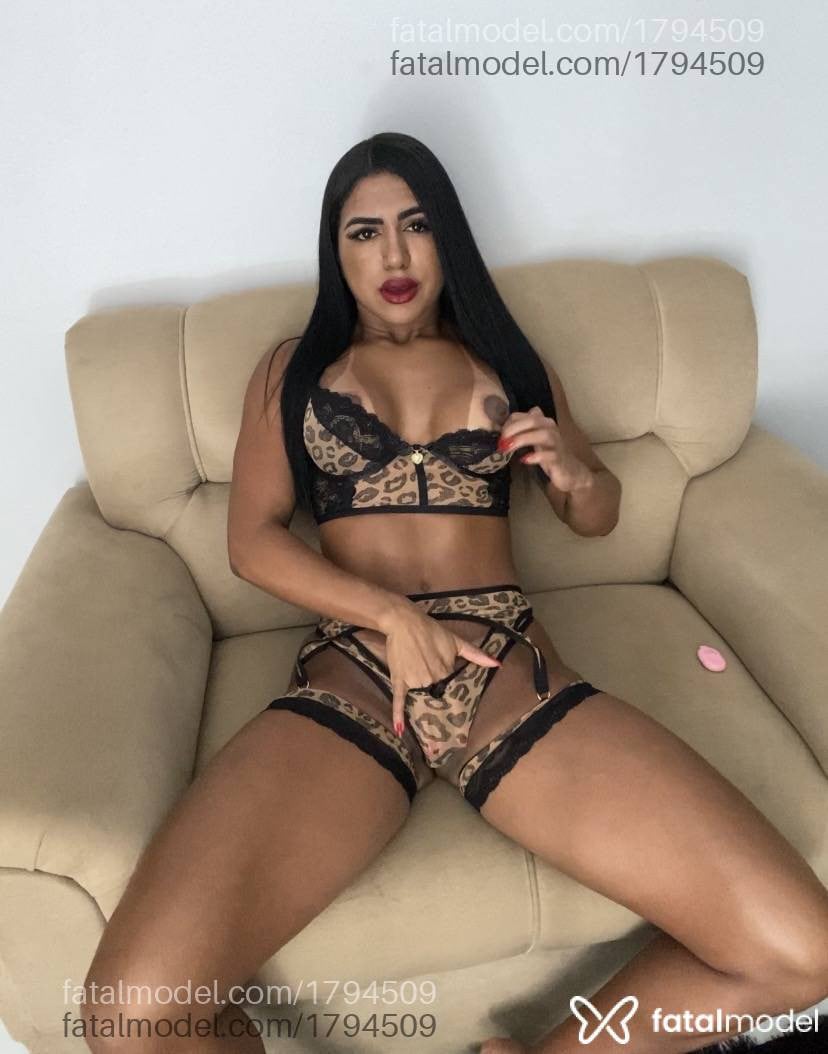 Acompanhante mulher morena (o) de olhos castanhos - SANDYLLA MORENA