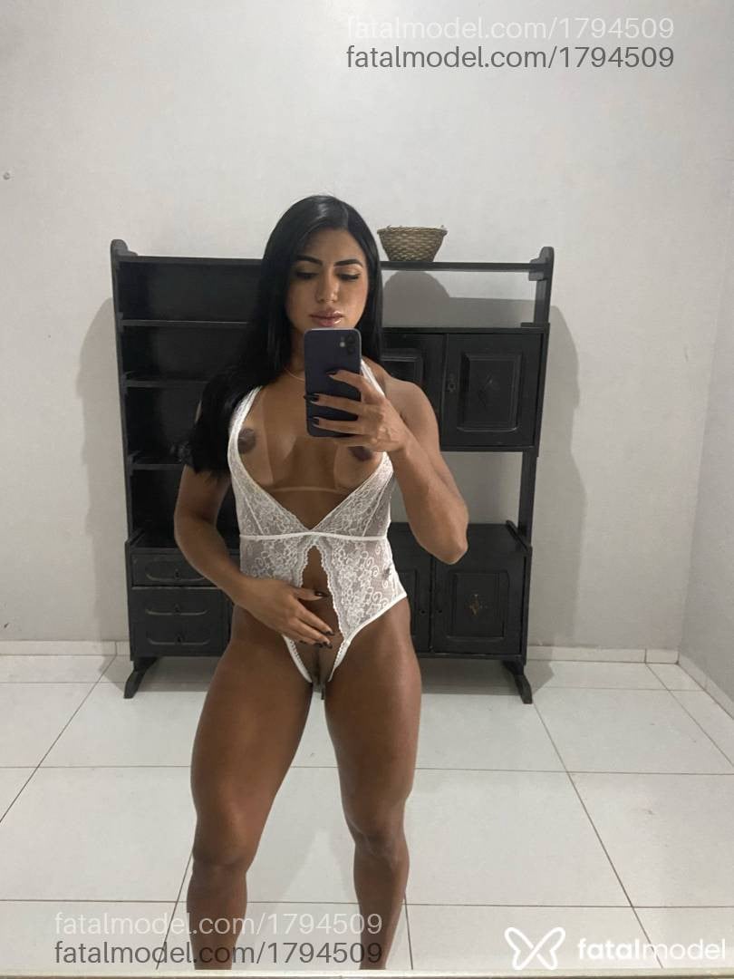 Acompanhante mulher morena (o) de olhos castanhos - SANDYLLA MORENA
