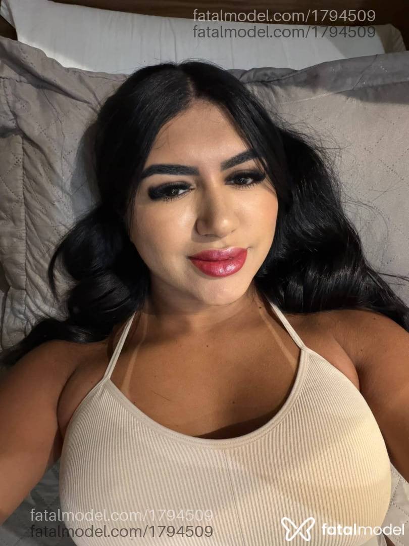 Acompanhante mulher morena (o) de olhos castanhos - SANDYLLA MORENA