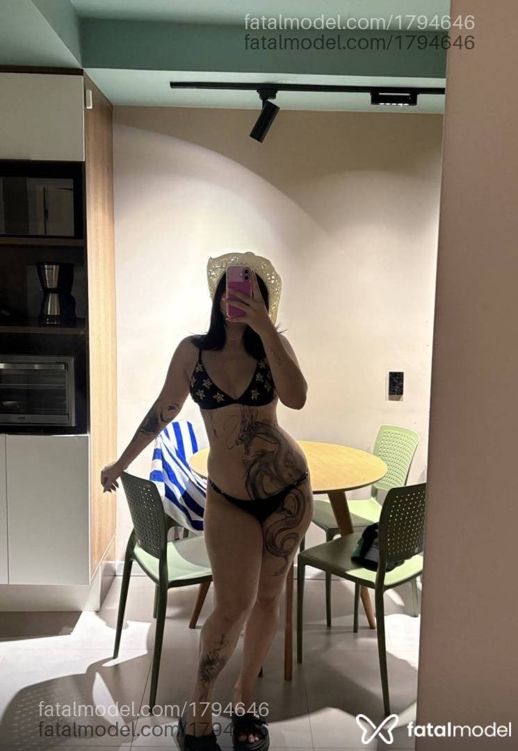 Acompanhante mulher morena (o) de olhos mel - Ana