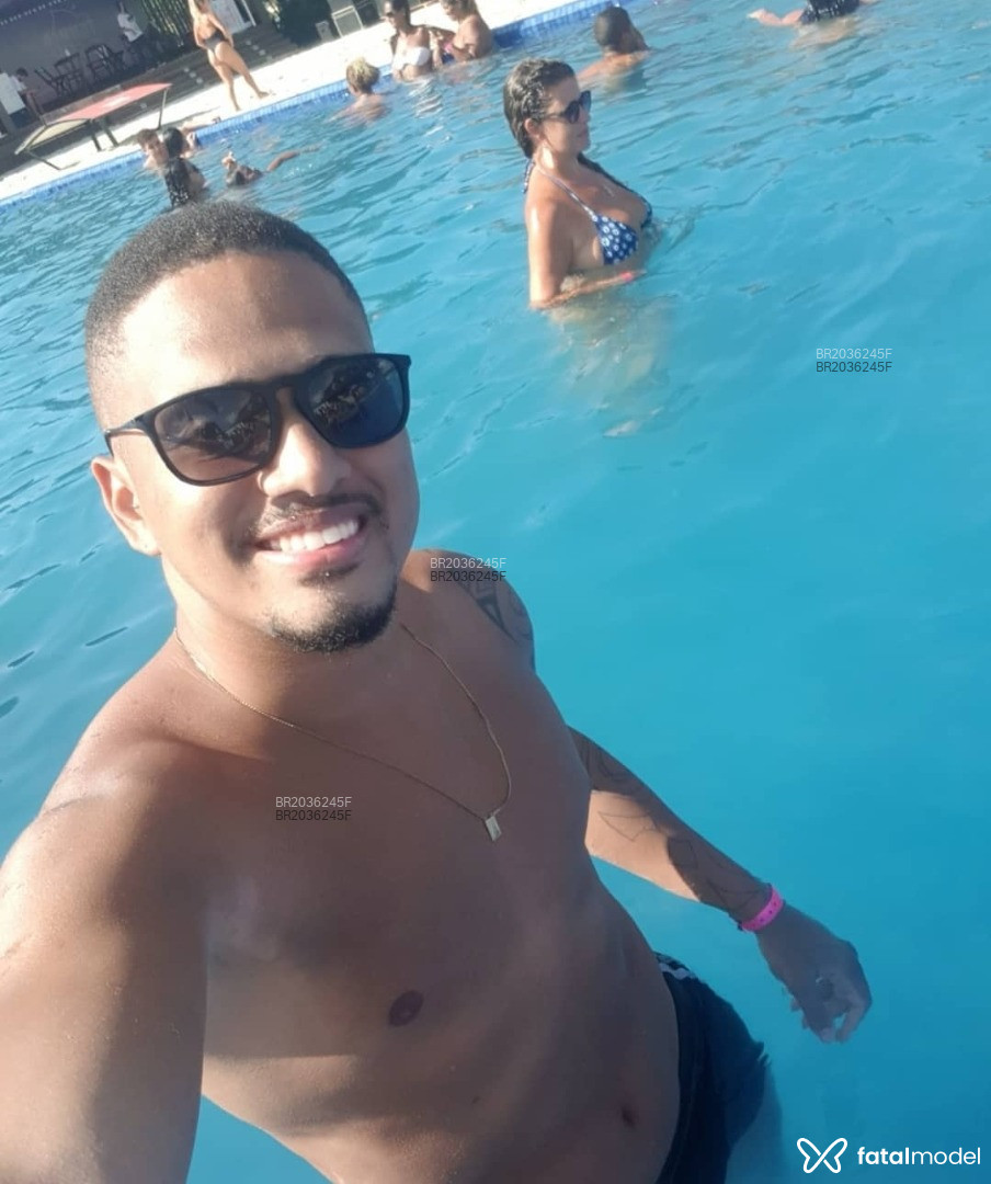 Acompanhante homem morena (o) de olhos castanhos em Rio de Janeiro Acompanhante homem morena (o) de olhos castanhos em Rio de Janeiro - Brinquedo